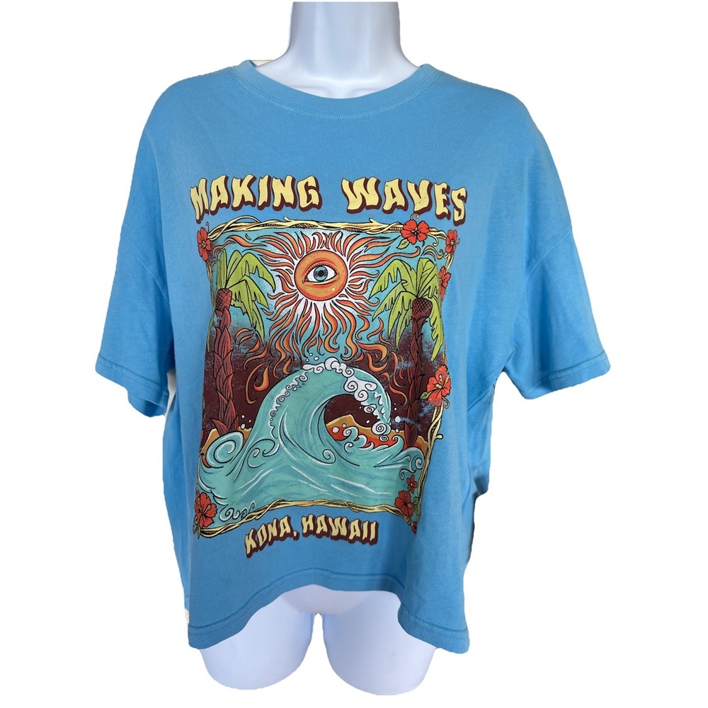 Forever 21 NWT Making Waves Kona Hawaii Small Graphic Tshirt Beach Surf
